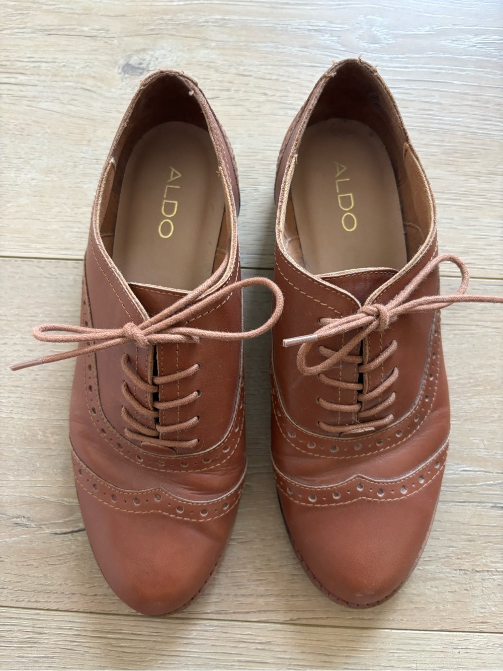 ALDO Women's Tan/Brown Leather Wingtip Oxfords